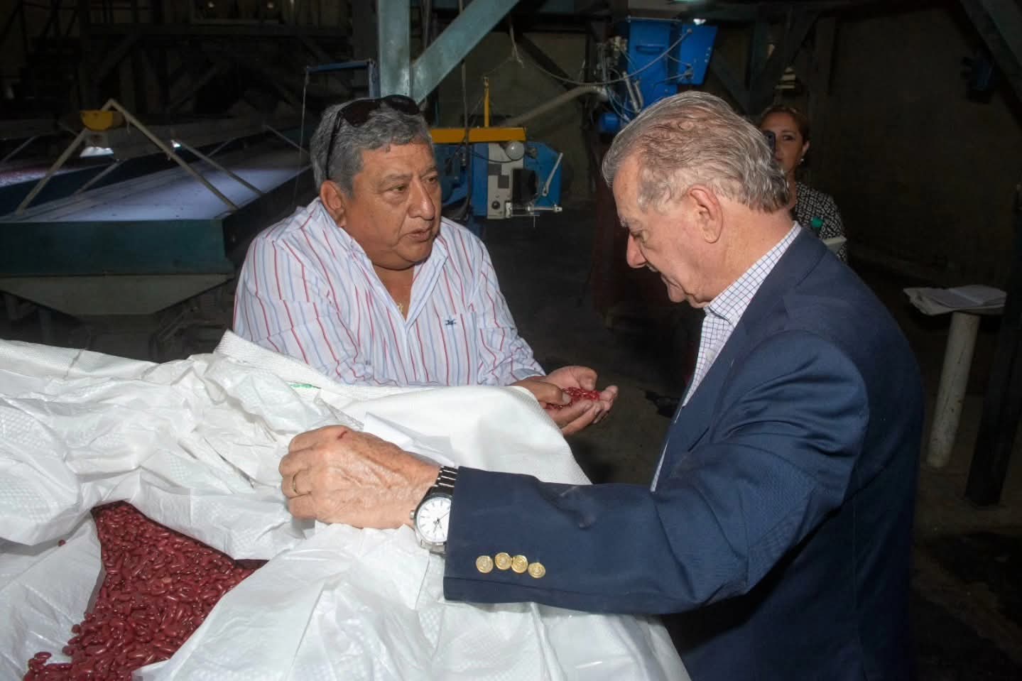 FJMA GRAINS GROUP SRL se consolida en la Salta productiva con una nueva certificación del INASE