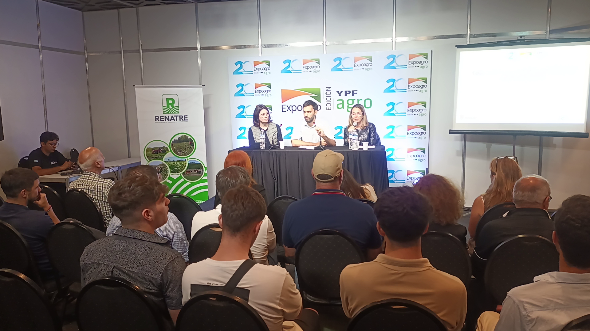 Sol Henchoz, gerenta del RENATRE, destacó el impacto de los «Centros Crecer» en Salta y la región durante Expoagro 2026